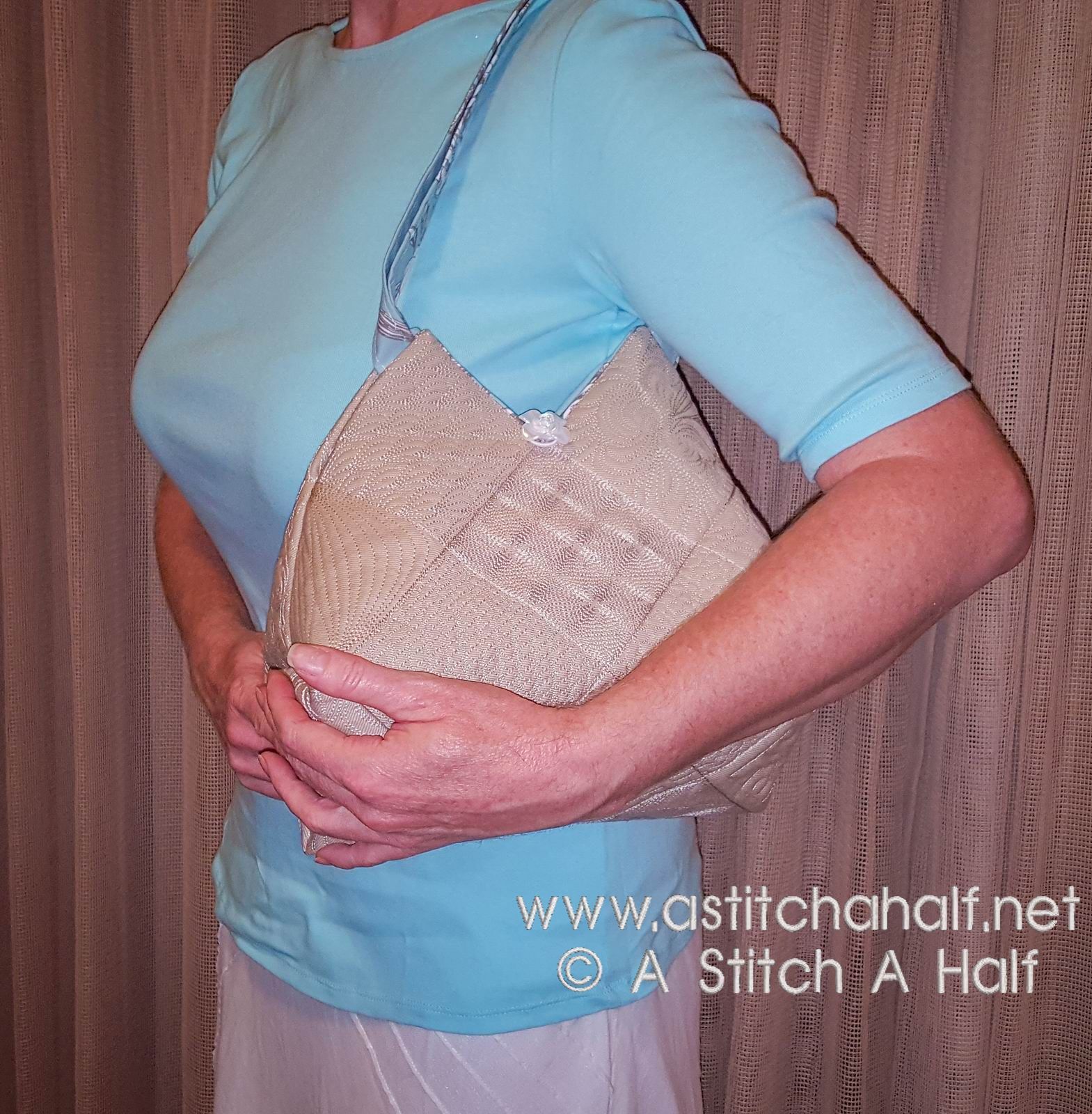 Dalila Japanese Quilt Blocks and Tote Bags - a-stitch-a-half