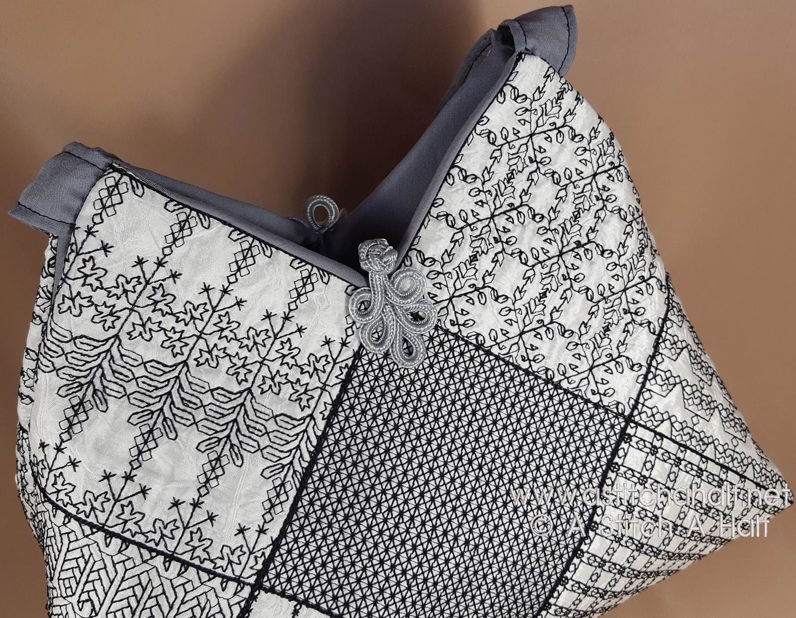 Luciana Spanish Blackwork Quilt Blocks and Tote Bag - a-stitch-a-half