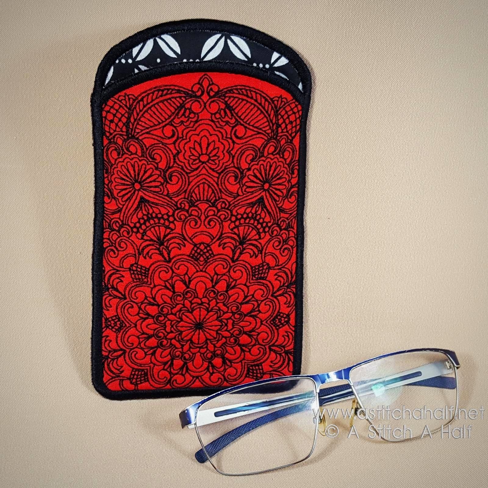 Spectacular Oasis Eyeglasses Case - a-stitch-a-half