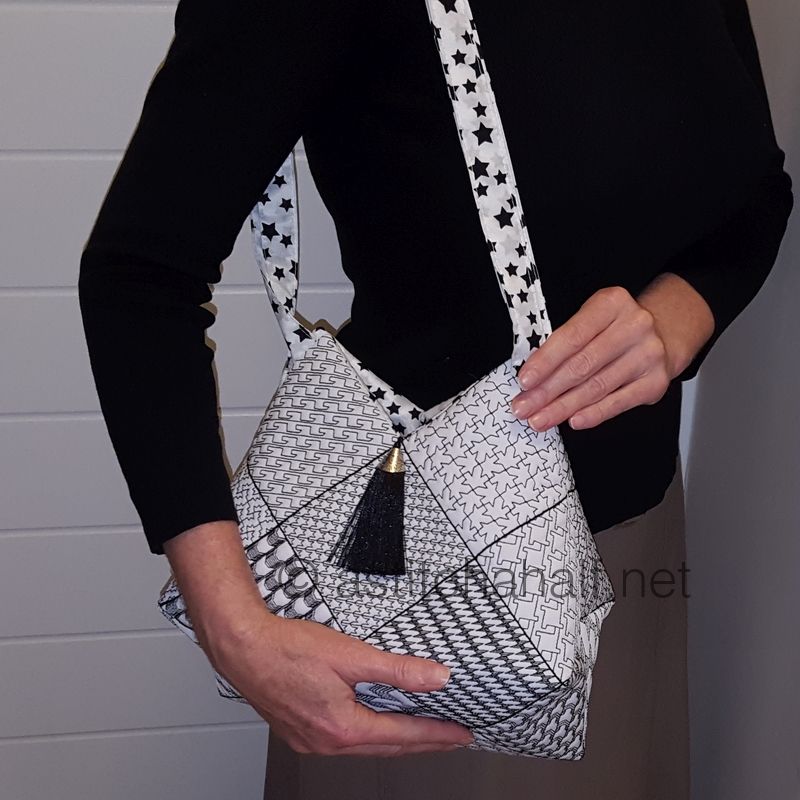 Popular Houndstooth Tote Bag and Quilt Blocks - a-stitch-a-half