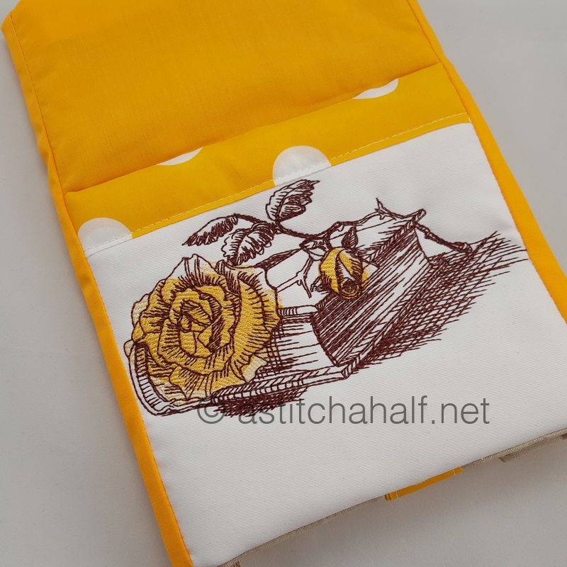 Vintage Roses with Adjustable Book Cover and Eyeglass Case