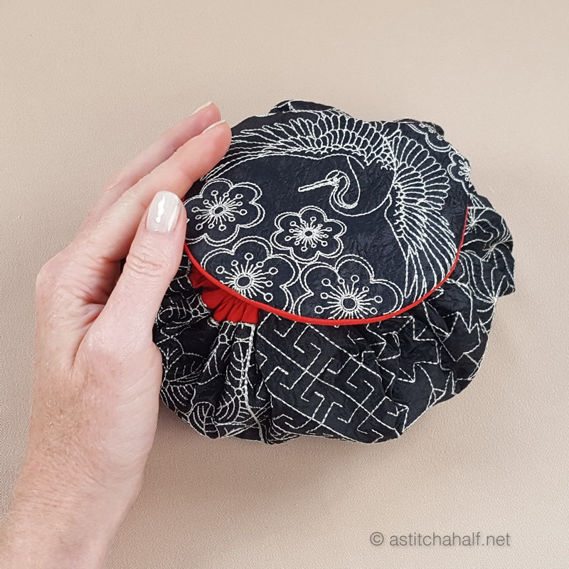 Japanese Crane Circle Bag - aStitch aHalf