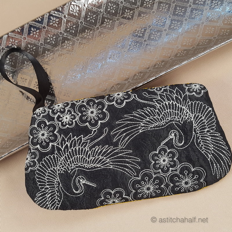 Japanese Crane ITH Wrist Purse