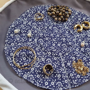 Japanese Parasols Jewelry Circle Bag