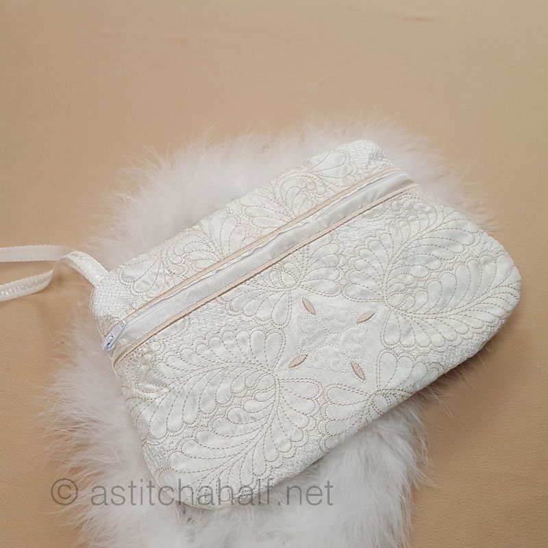 Fine Feathers ITH Wrist Purse