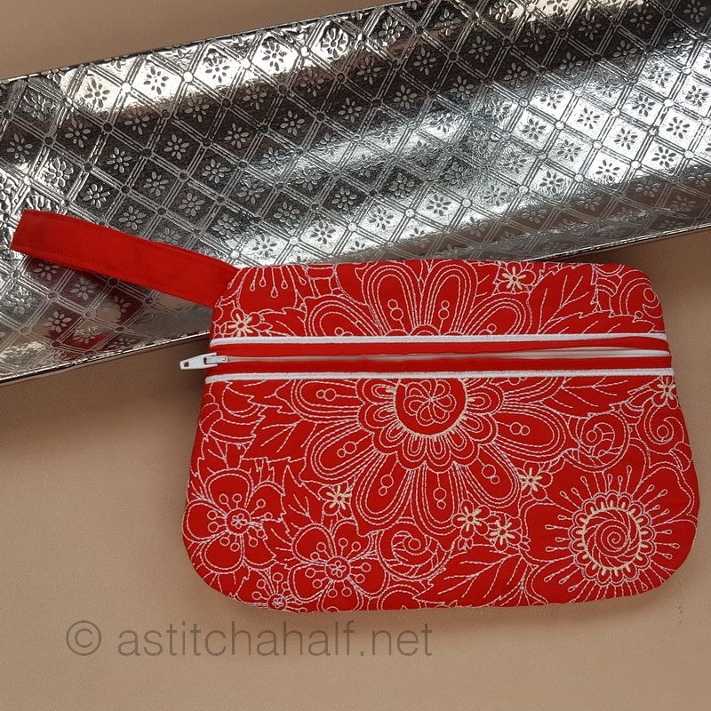 Peekaboo Wrist Clutch Purse