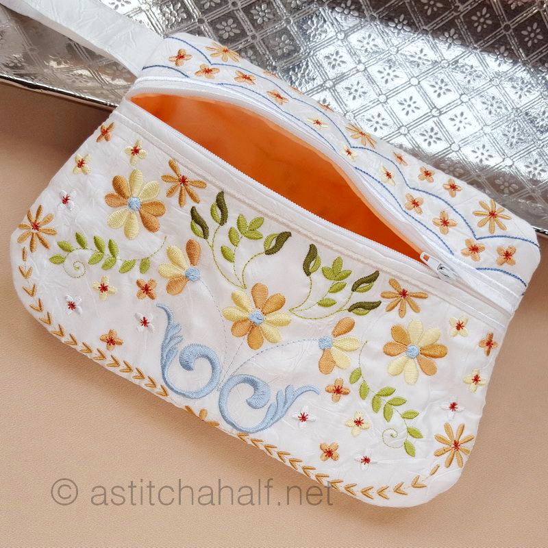Signature Wrist Clutch Purse - aStitch aHalf