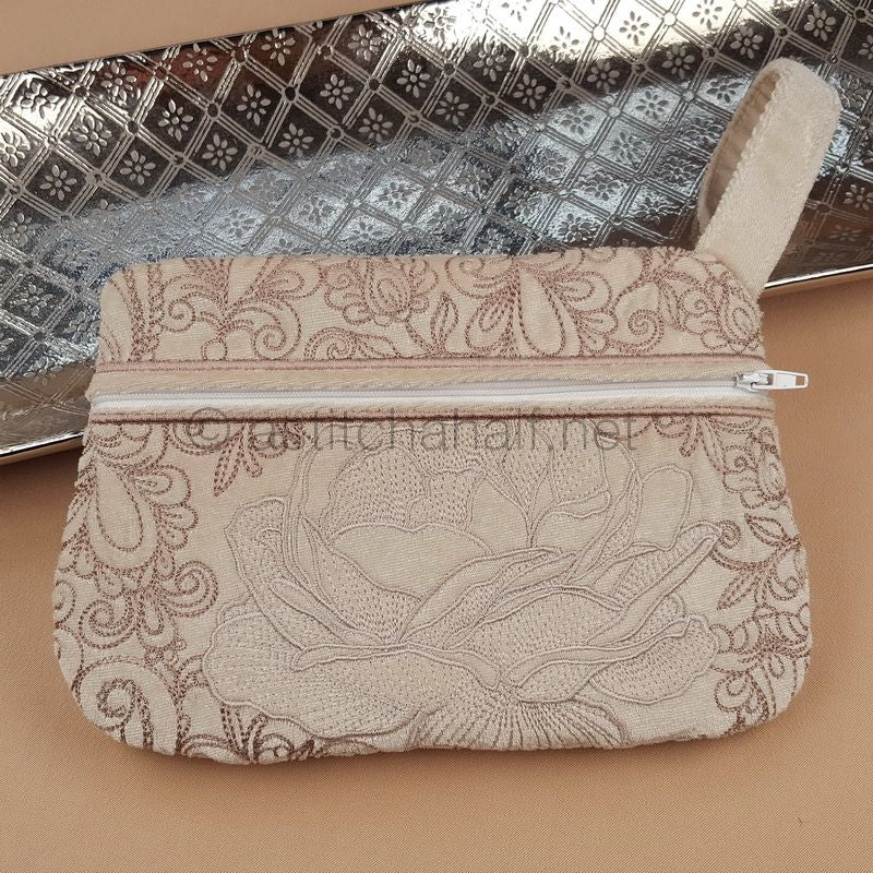 La Bella Rosa Zipper Purse