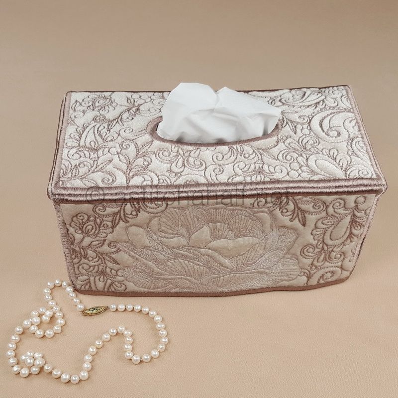 La Bella Rosa Tissue Box Cover
