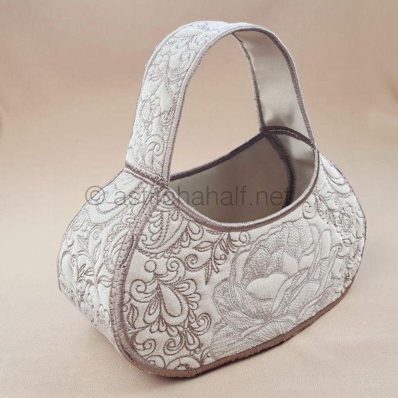 La Bella Rosa Gondola Basket