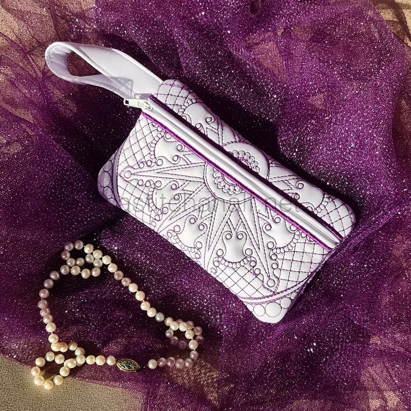 Midnight Sun ITH Zipper Purse