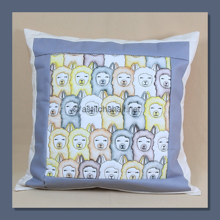 Llamas Unlimited Seamless Quilt Combo