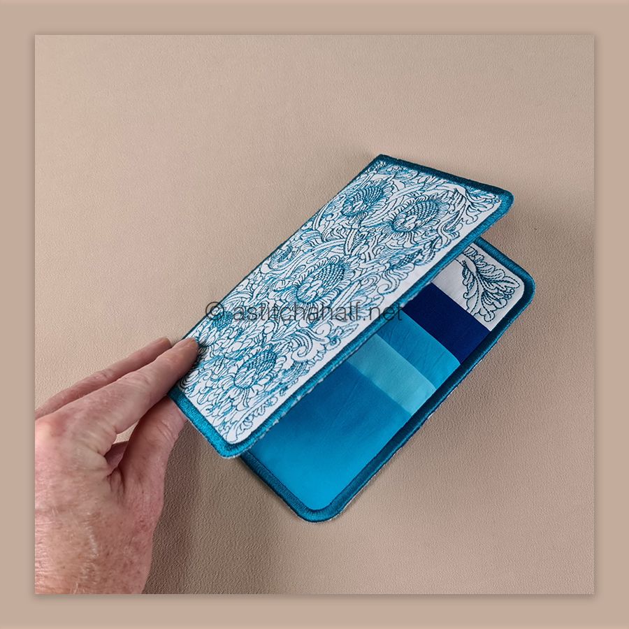 Baroque Flowers Wallet ITH