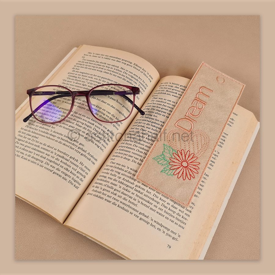 Bookmark Dream