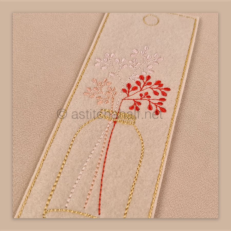 Bookmark Wild Berries in Glass Jar