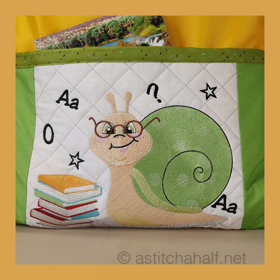 Smart Snail Reading Pillow Combo