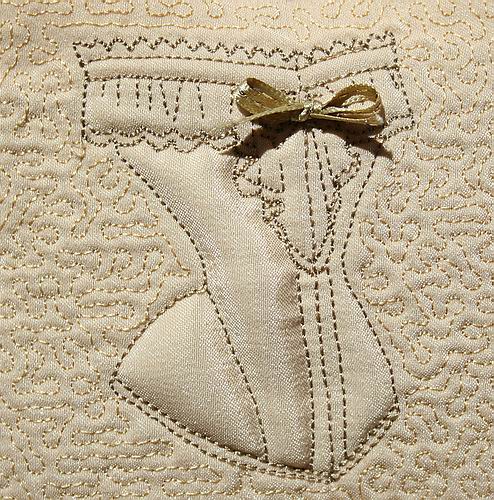 Trapunto Couture 03 - a-stitch-a-half