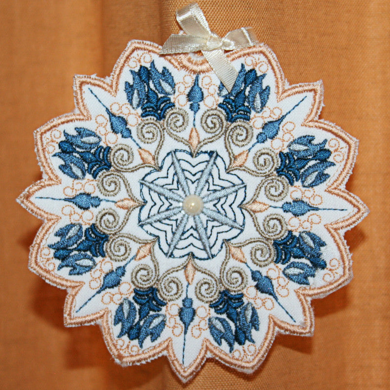 Antique Snowflake 01 - aStitch aHalf