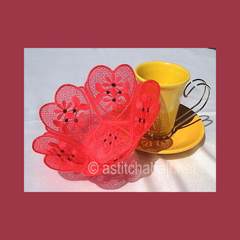Freestanding Lace Love Bowl 05