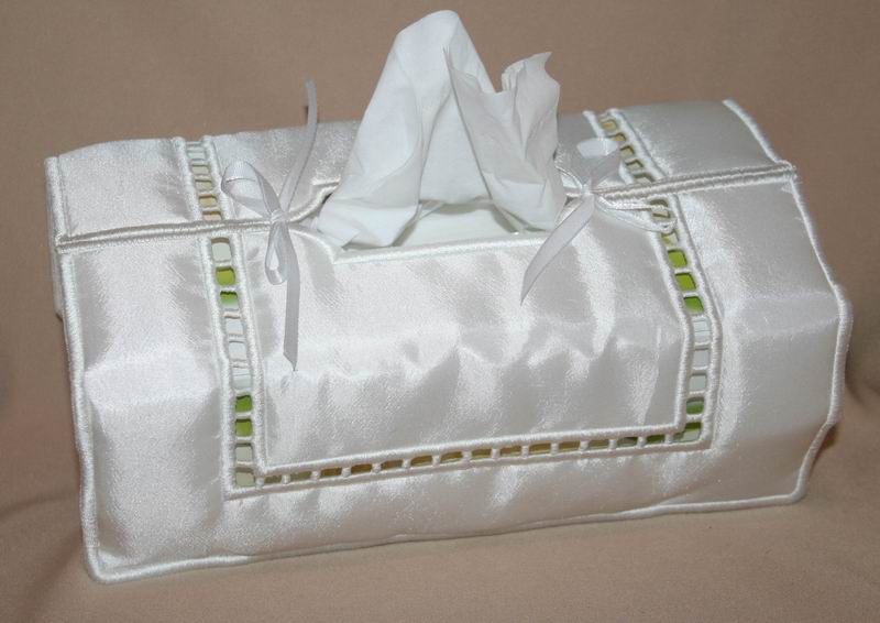 Irish Tissue Box Drape 01 - a-stitch-a-half