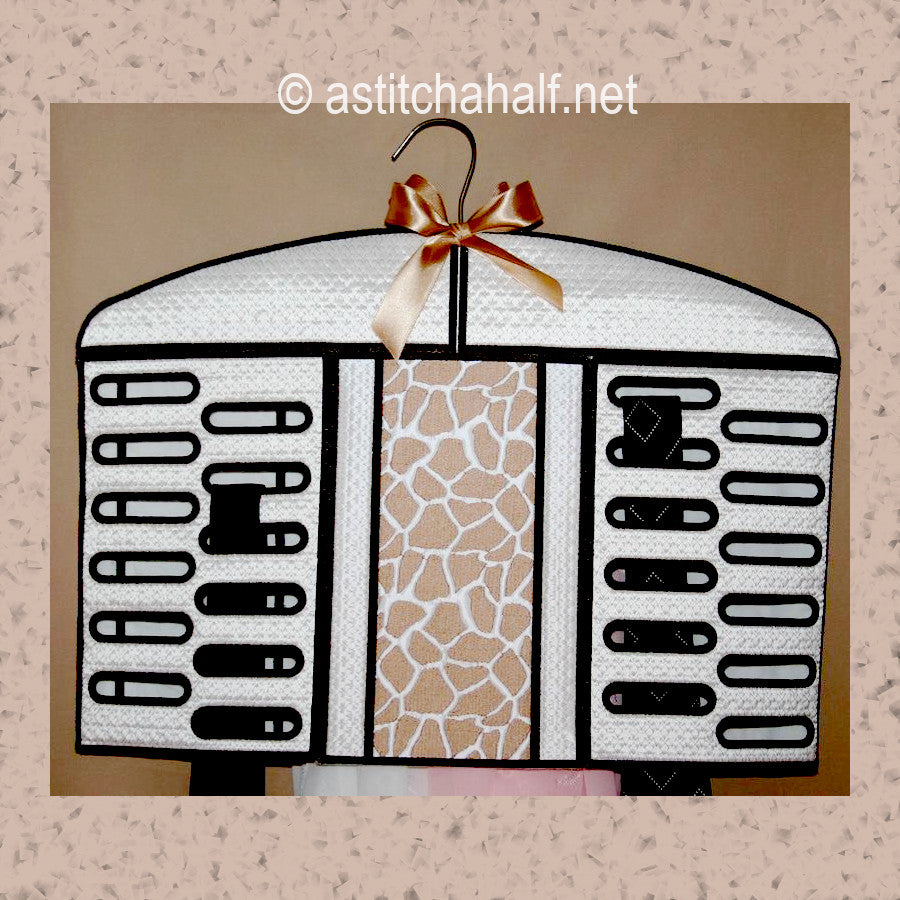 Giraffe Tie Organizer - a-stitch-a-half