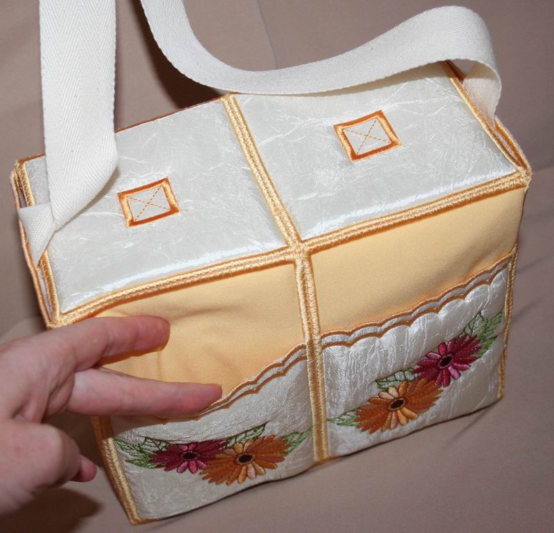 Gerbera Tote - a-stitch-a-half