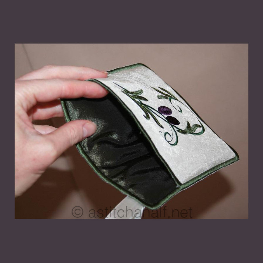 Olive Pot Holders - a-stitch-a-half