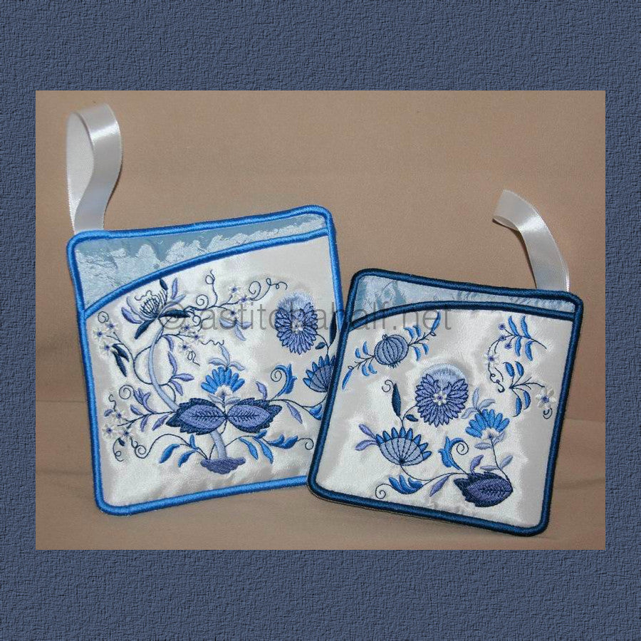 Blue Onion Pot Holders - a-stitch-a-half