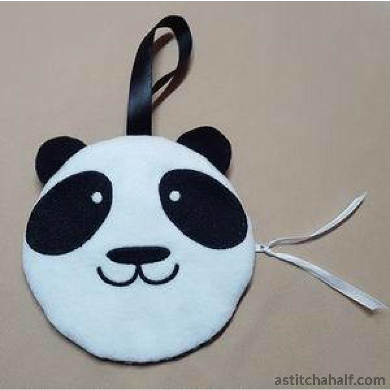 Bag a Panda ITH Zipper Bag - aStitch aHalf
