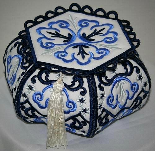 Roman Classic Boxes 01 - a-stitch-a-half