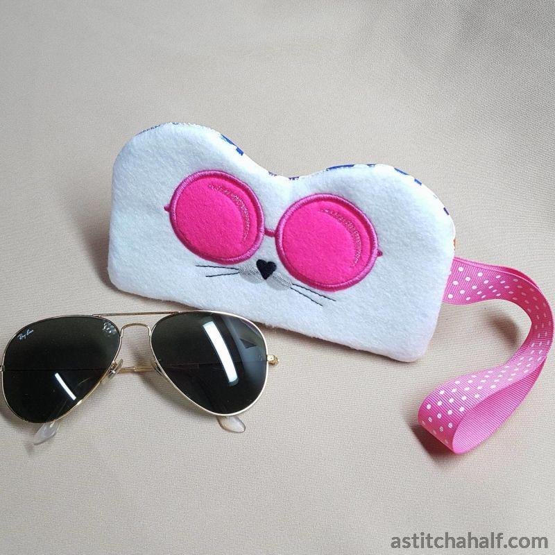 Cool Cat Eyeglass Case with ITH Zipper - aStitch aHalf