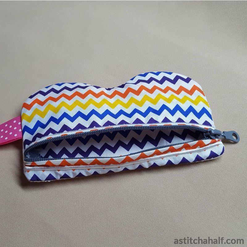 Cool Cat Eyeglass Case with ITH Zipper - aStitch aHalf