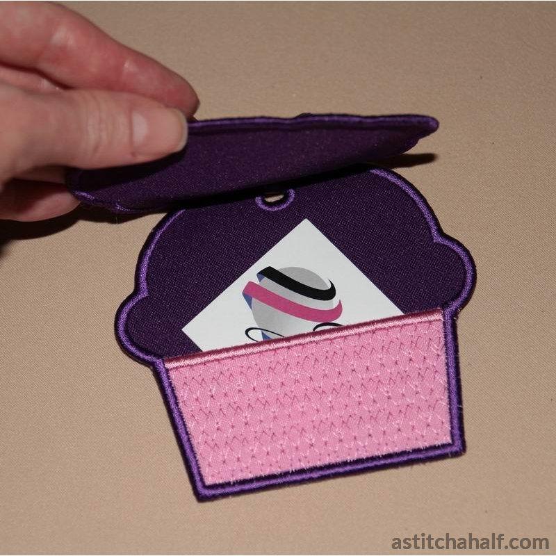Cupcake Gift Card Holder - aStitch aHalf