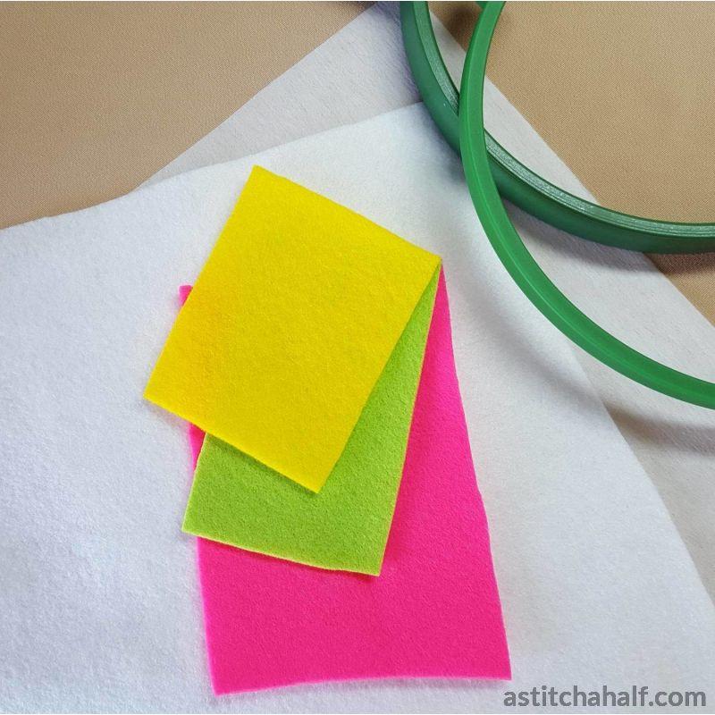 Cute Cupcake Applique - aStitch aHalf