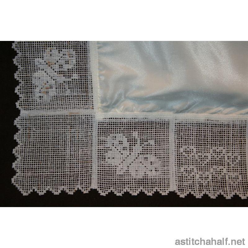 Dutch Lace in Hearts - a-stitch-a-half