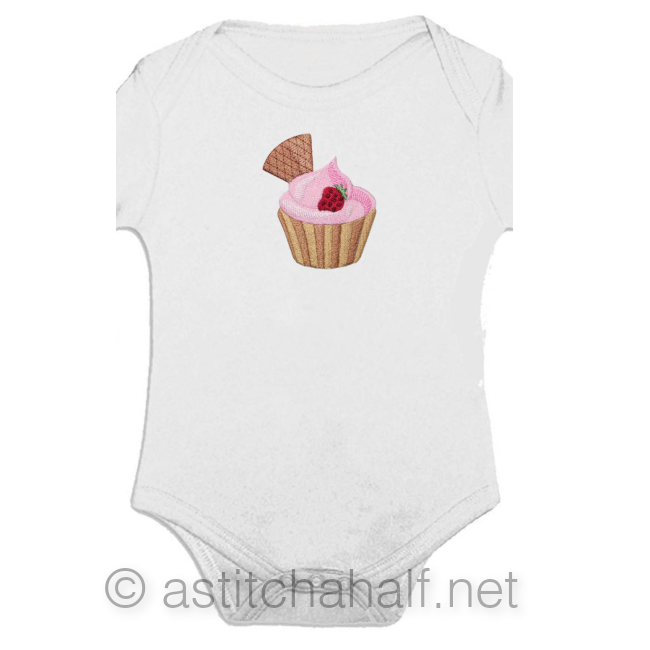 Strawberry Cupcake 07