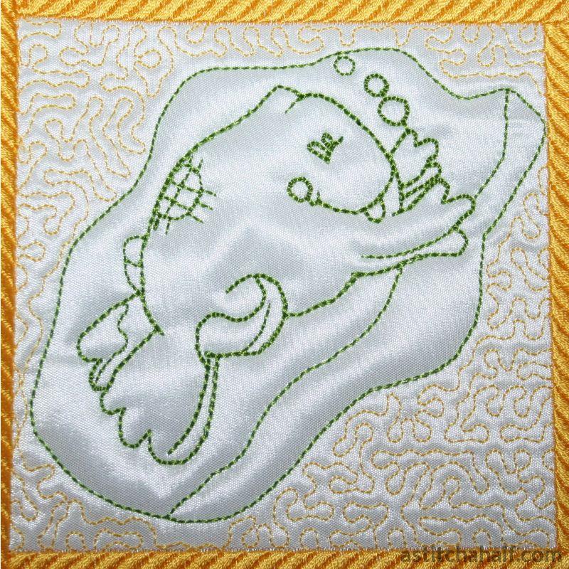 Frogs Trapunto - a-stitch-a-half