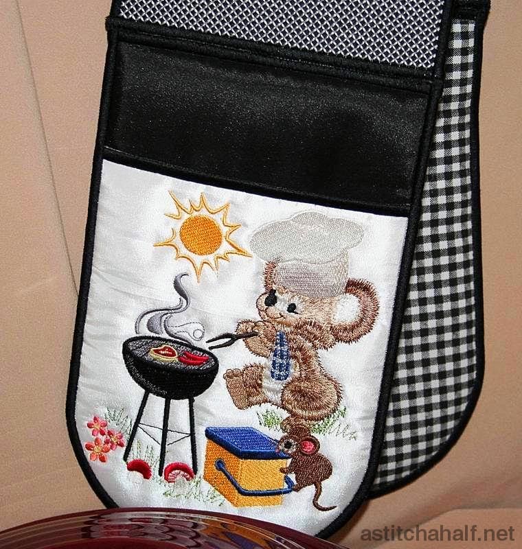 Fuzzy BBQ Mitt - a-stitch-a-half