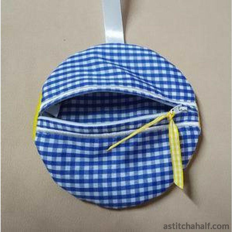 Gotcha Emoji ITH Zipper Bag - aStitch aHalf