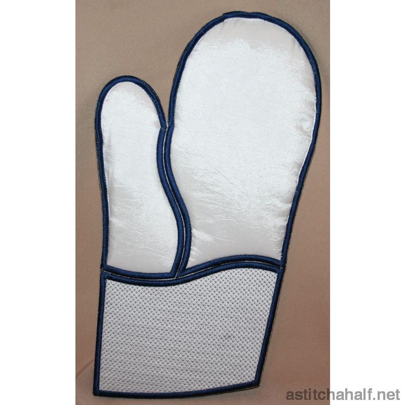 Heirloom Oven Gloves - a-stitch-a-half