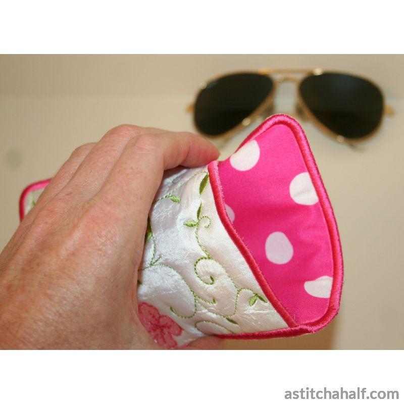 Hibiscus Eyeglass Cover - a-stitch-a-half