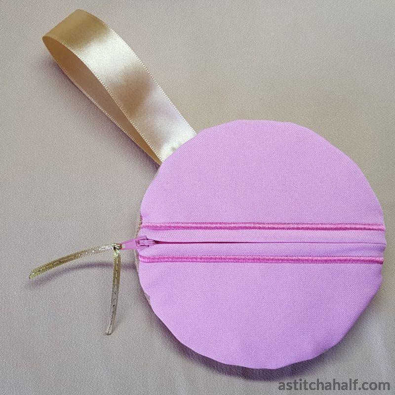 Hundreds and Thousands Donut Bag with ITH Zipper - aStitch aHalf