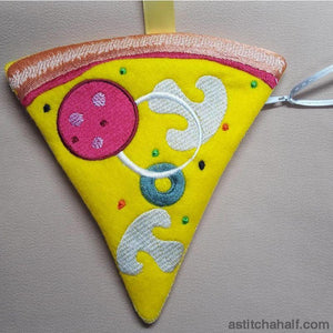 In The Hoop Pizza Slice Zipper Bag - aStitch aHalf