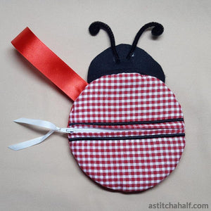 Ladybug Bag with ITH Zipper - aStitch aHalf