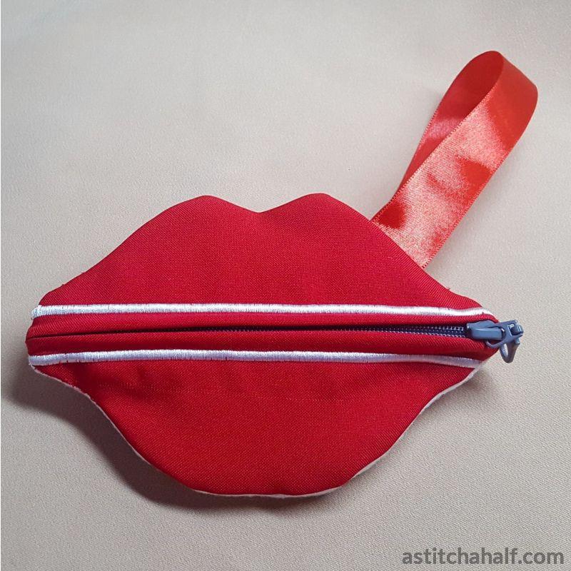 Luscious Lips Bag With ITH Zipper - aStitch aHalf