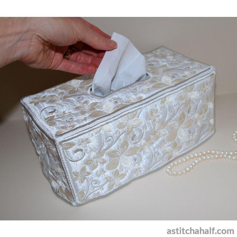 Pearly Promise Tissue Box Cover