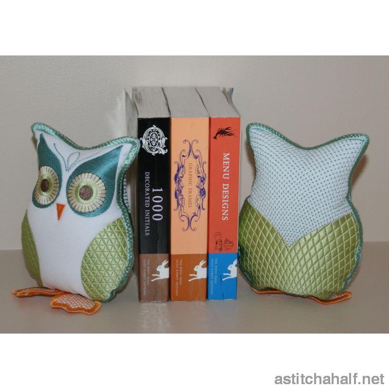 Twit Twoo Owl Bookend - aStitch aHalf