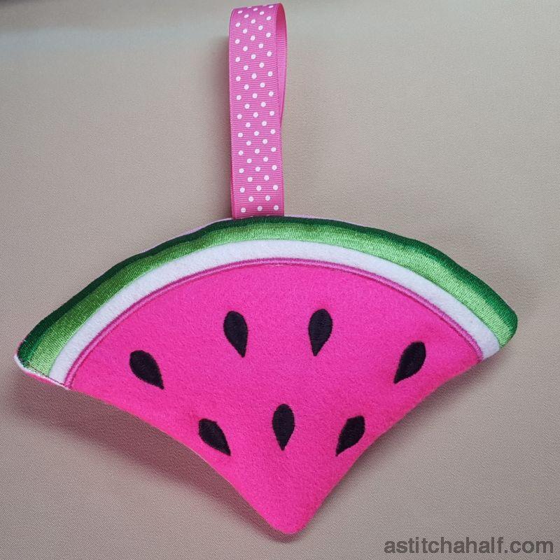 Watermelon In The Hoop Zipper bag - aStitch aHalf